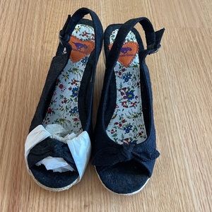 Rocket Dog Wedges, size 7, brand new unworn!